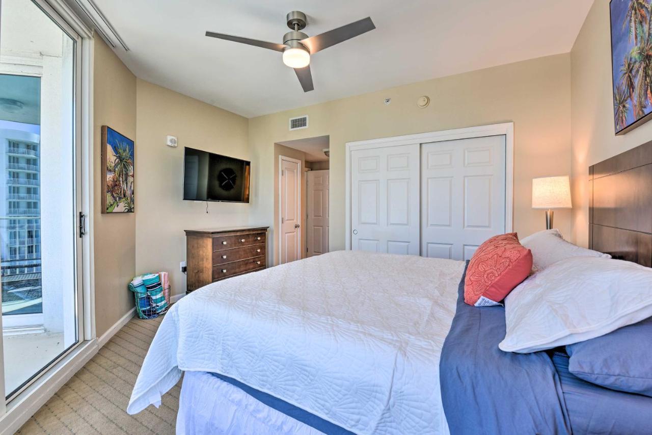 Modern Resort Condo With Balcony - Walk To Beach! Destin Bagian luar foto